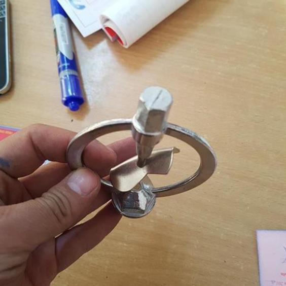 Béc tưới cây inox ren ngoài 21 xoay thân 360 độ