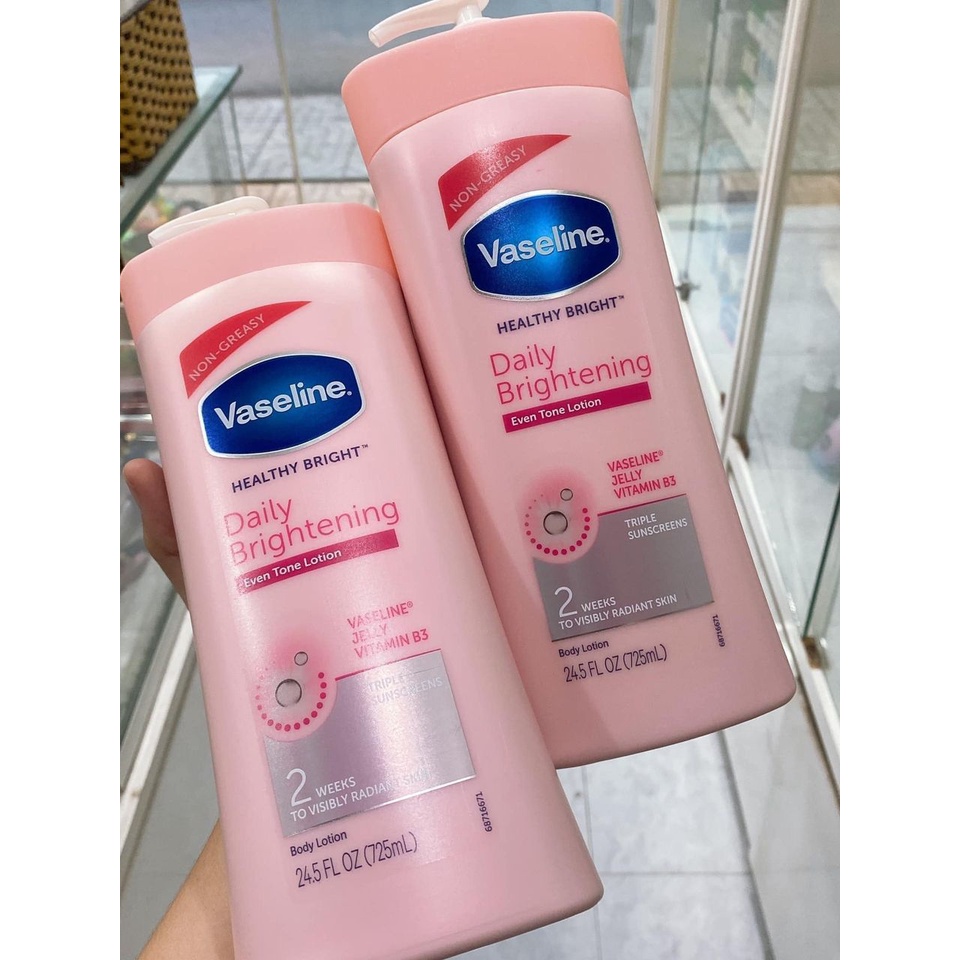 Sữa dưỡng thể Vaseline 725ml mẫu cũ mới