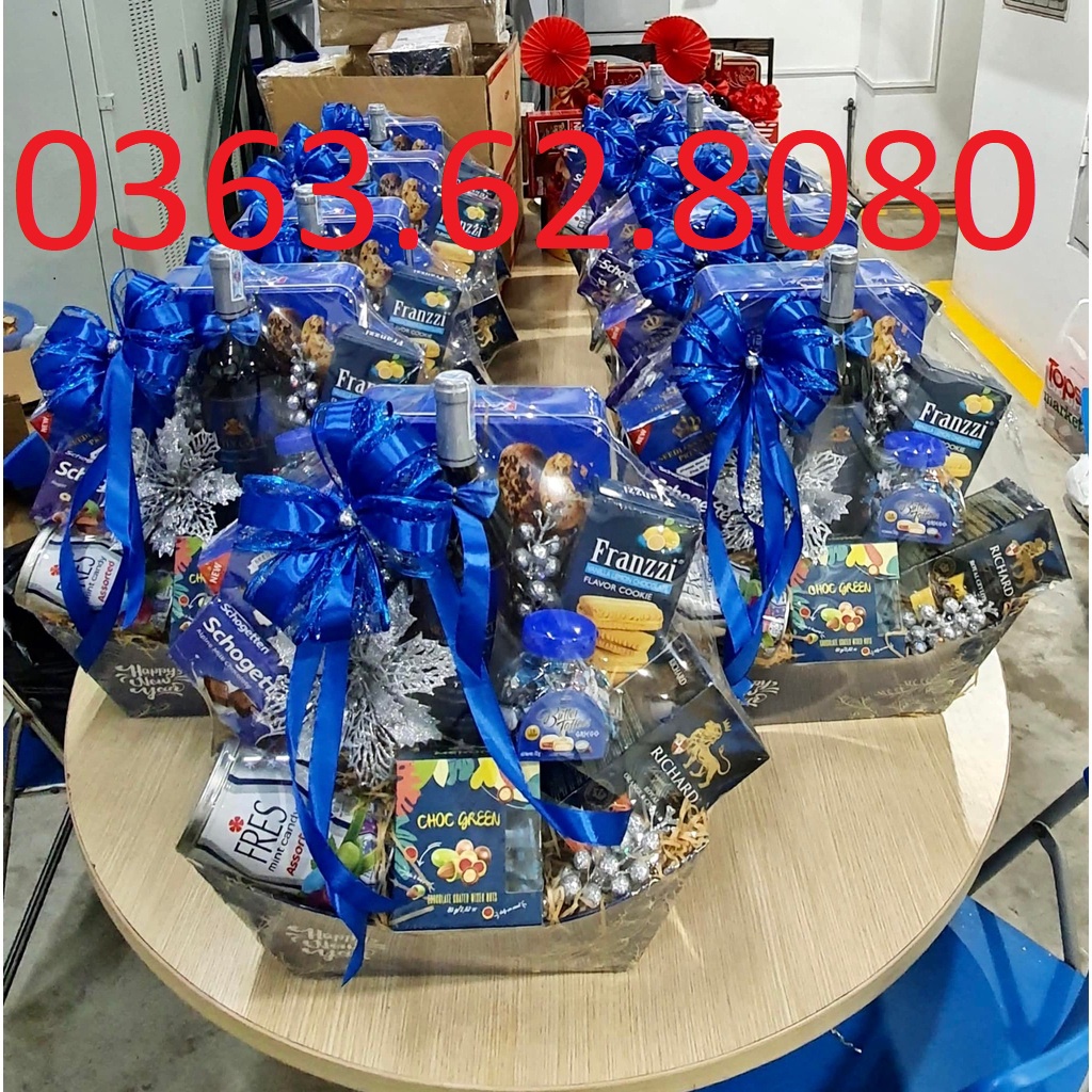 Giỏ quà Tết khay thuyền đẹp - Mẫu mới nhất Tết 2023