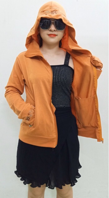 Áo Khoác Chống Nắng Nữ Xỏ Ngón, Áo Chống Nắng Nữ Có Thêu Tỉ Mỉ Rất Đẹp (Xả hàng giao mẫu ngẫu nhiên) | BigBuy360 - bigbuy360.vn