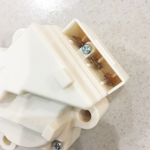 Van xả nước máy giặt LG cửa đứng