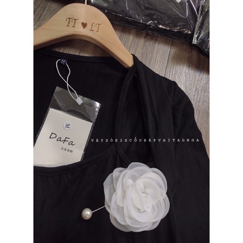 Váy Thiết Kế💄 Váy Siêu Hot kèm Hoa Cài 💃🏻💃🏻💃🏻💃🏻 | BigBuy360 - bigbuy360.vn