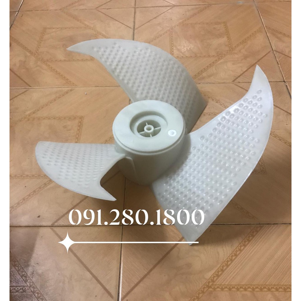 Cánh quạt cục nóng điều hoà 3 cánh thuận chiều 32cm 9000btu -10000btu