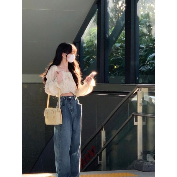 Áo croptop dài tay chấm bi