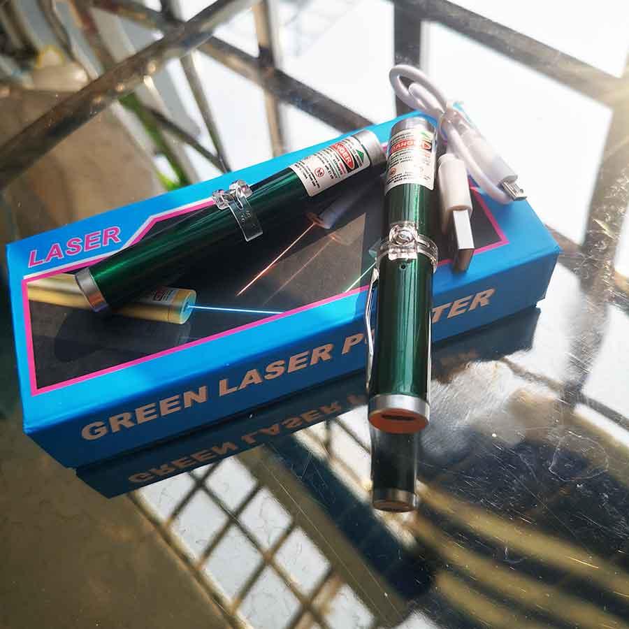 Bút Laze Laser Mini Vỏ Xanh Lá Sạc Cáp USB Mini 9cm Tia Xanh Lá