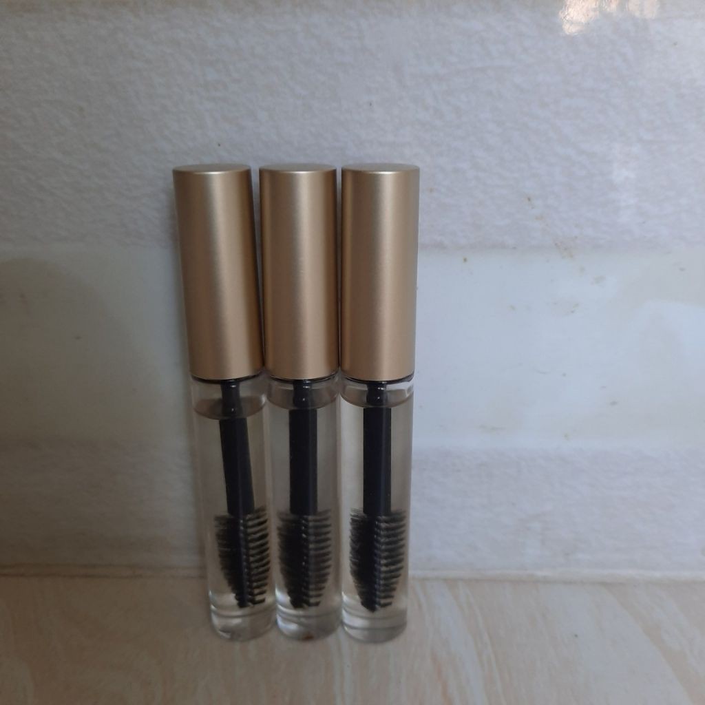 Mascara dầu dừa dưỡng chuốt mi nguyên chất nhà làm 10ml | BigBuy360 - bigbuy360.vn