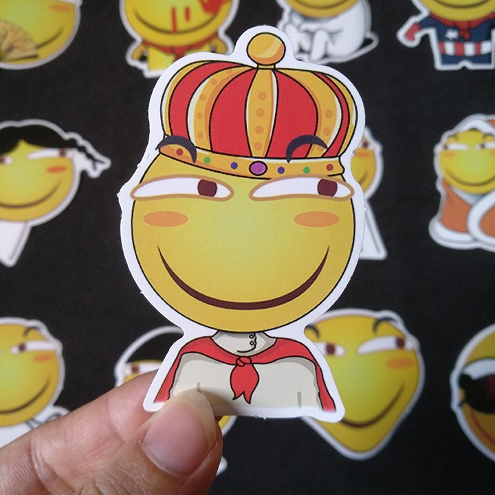 Bộ Sticker dán cao cấp chủ đề MẶT CƯỜI EMOJI - Dùng dán Xe, dán mũ bảo hiểm, dán Laptop...