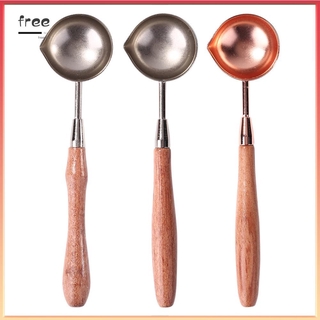Muỗng Múc Sáp Cán Gỗ
