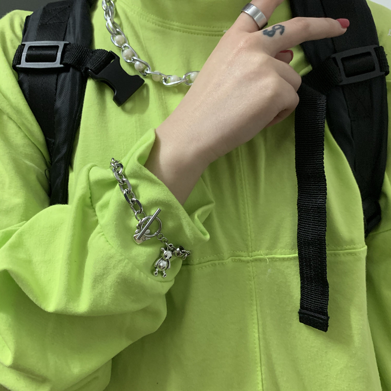 Vòng Tay Gắn Mặt Hình Gấu Độc Đáo Phong Cách Vintage | BigBuy360 - bigbuy360.vn