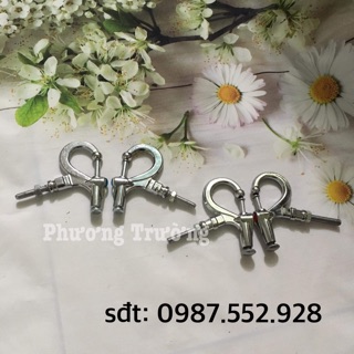 Móc treo đồ xe máy