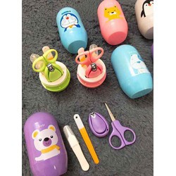 Bộ bấm móng tay 4 chi tiết có hộp tròn, nhiều mẫu xinh yêu cho bé