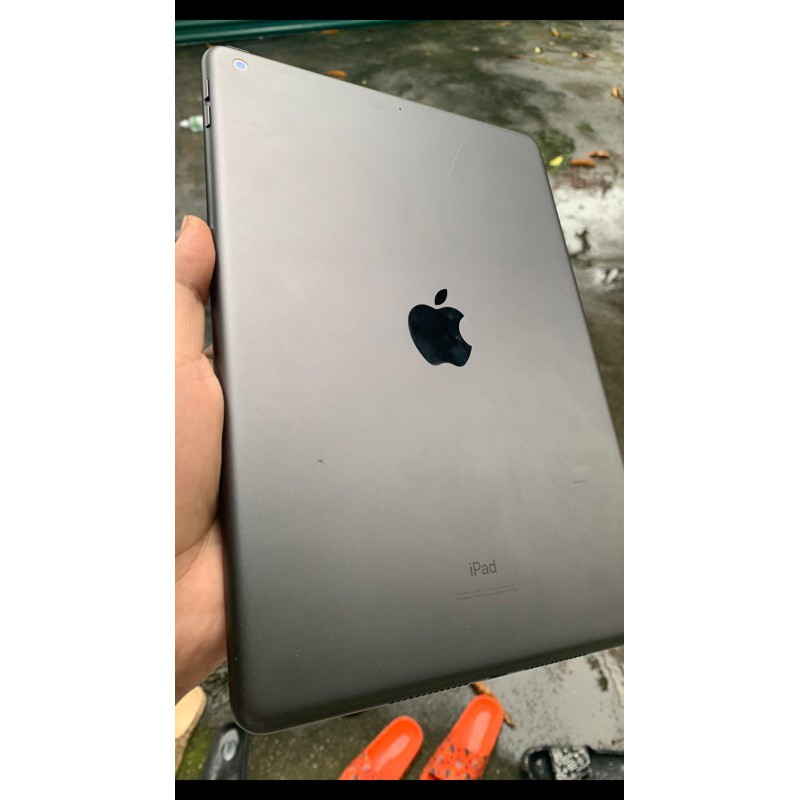 Ipad Gen 7 màu đen 32gb | BigBuy360 - bigbuy360.vn