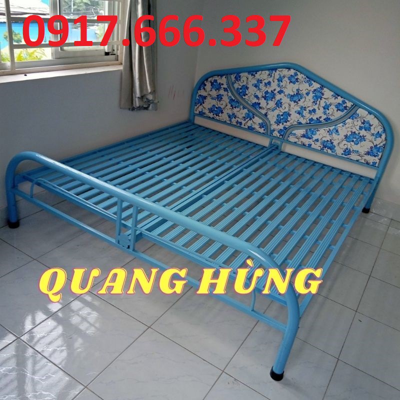 Giường sắt óng tròn màu xanh 1m6x2m dành cho gia đình giá rẻ