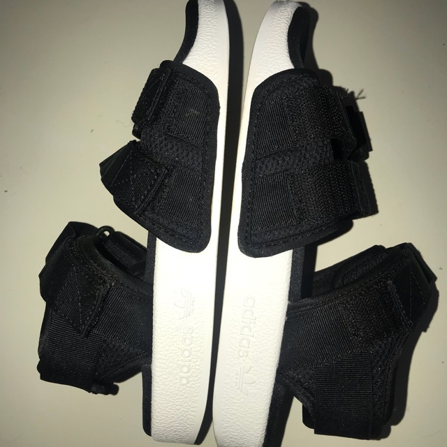 Sandal
