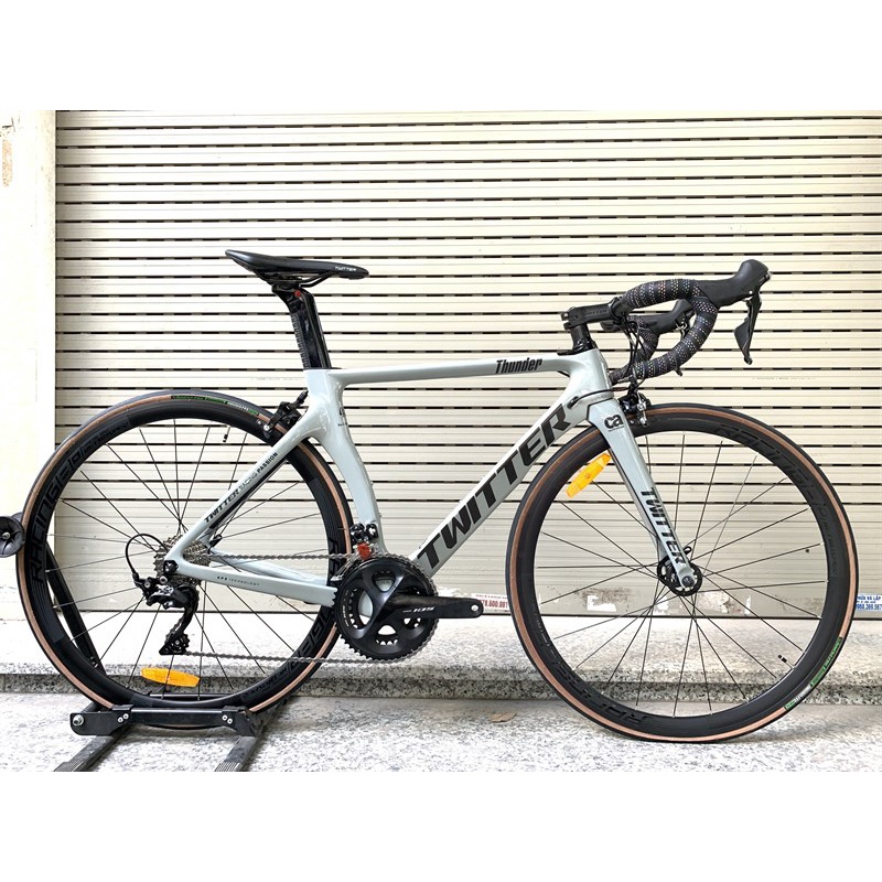 Xe đạp thể thao tay cong Twitter Thuner Plus R2000 2*8 speed