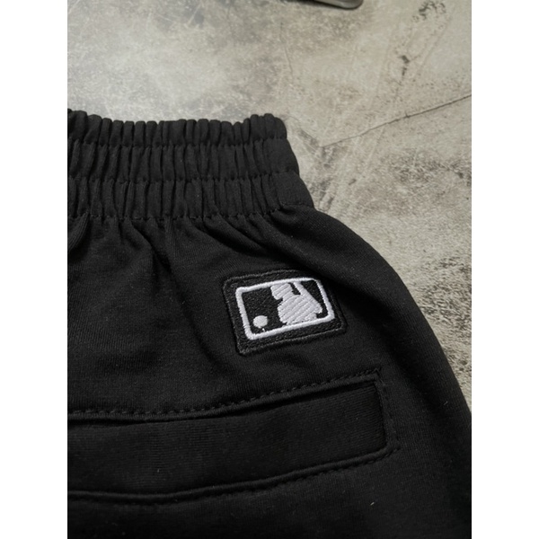 Quần Short Nữ Thêu Logo Trắng/Đen/Xanh/Tím/Hồng/Cam