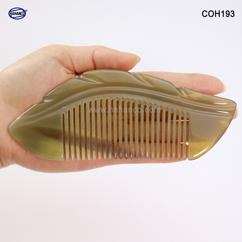 Lược sừng xuất Nhật (Size: M- 15cm) Lược lá khía đẹp nhỡ - COH193- Horn Comb of HAHANCO - Chăm sóc tóc