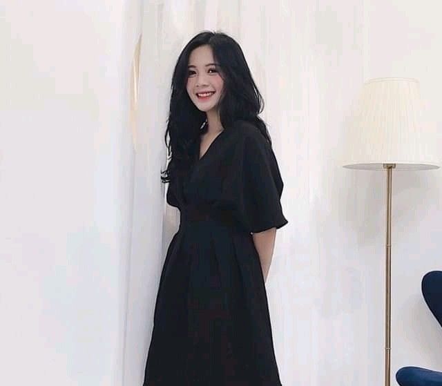 [Mã FATHANG5 giảm 10K đơn 50K] Đầm trắng cánh dơi eo xếp li form ngắn dự tiệc | BigBuy360 - bigbuy360.vn