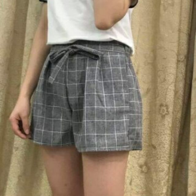 Quần đùi giả váy kẻ caro | BigBuy360 - bigbuy360.vn