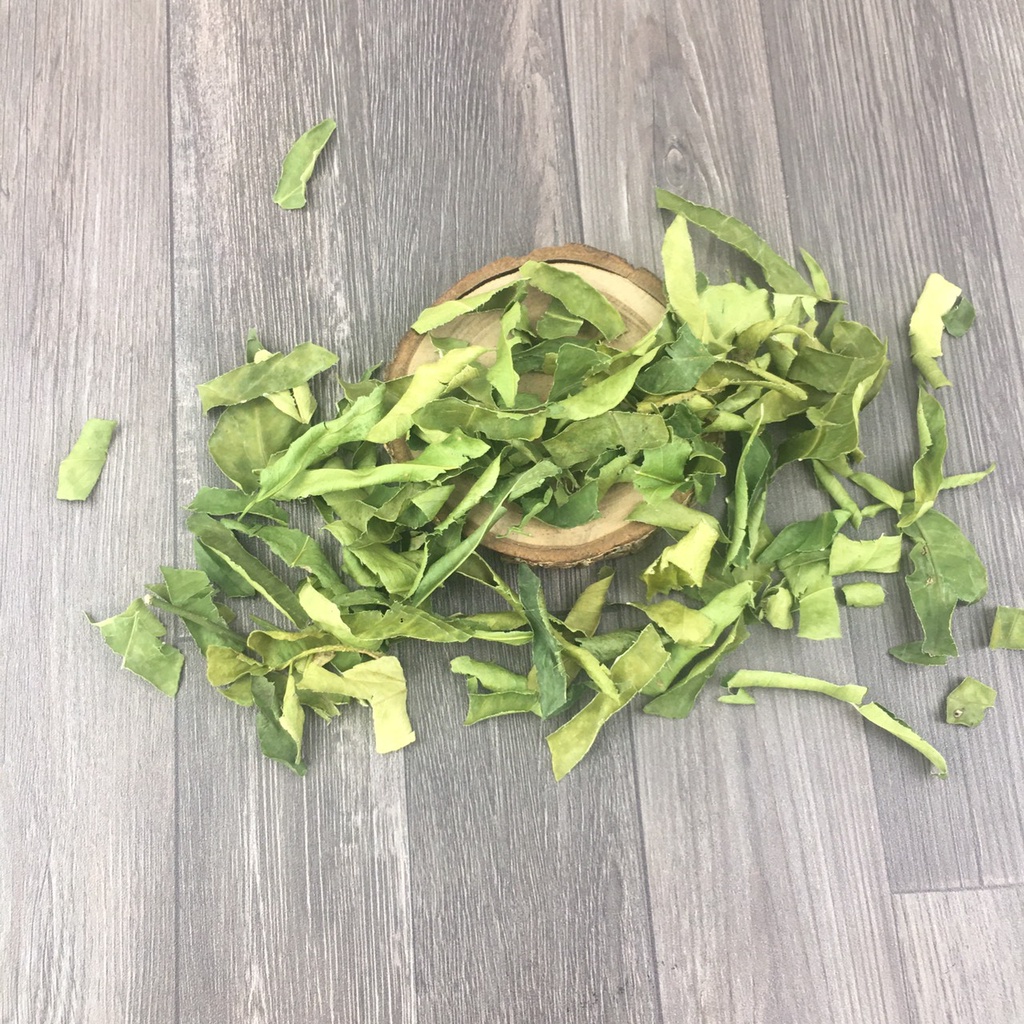 Lá chanh sấy khô hàng đẹp loại 1 OZAT FOOD 50G - 100G dùng thay lá chanh tươi hoặc pha trà