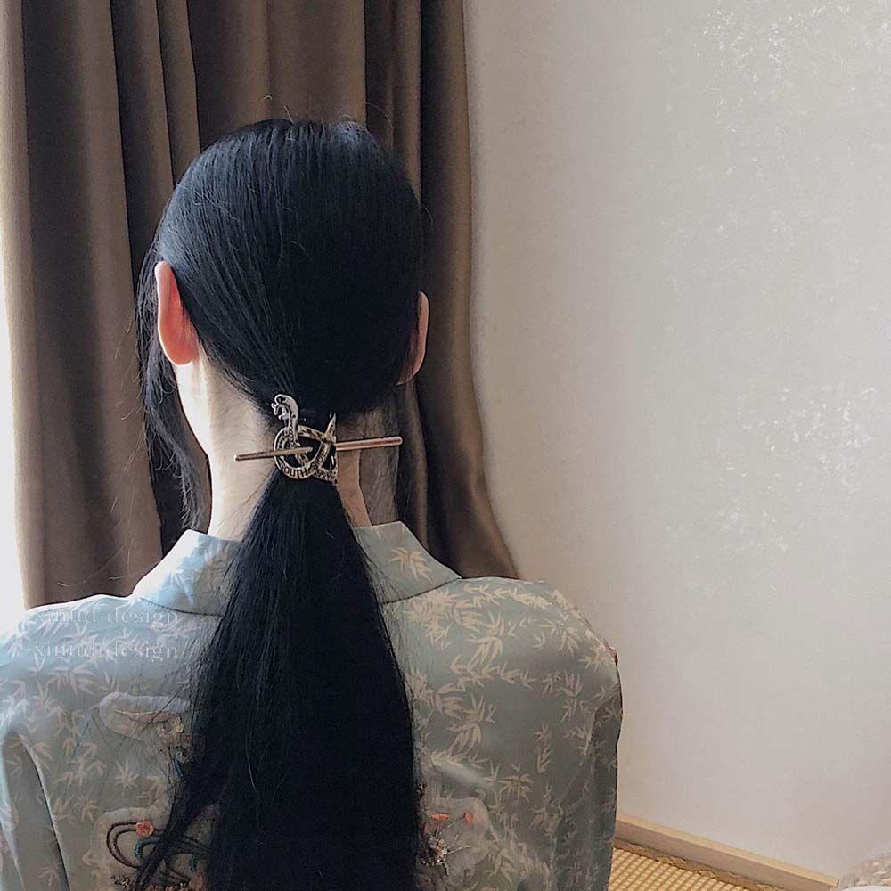Trâm Cài Tóc Hình Rắn Bằng Hợp Kim Đơn Giản Nhiều Màu Sắc Dành Cho Nữ
