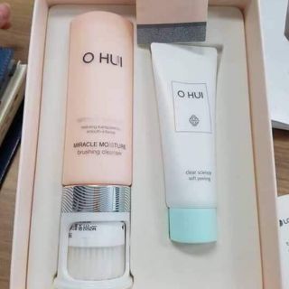 Sét sữa rửa mặt ohui có đầu cọ