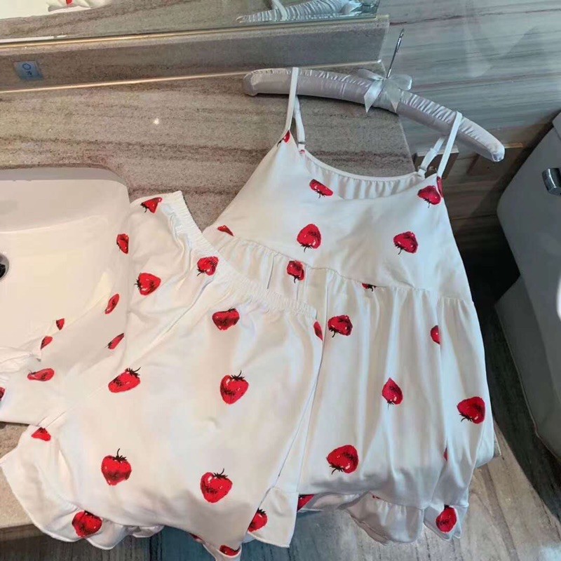 Váy Đầm ngủ 2 dây⚡️FREESHIP⚡️ Đồ ngủ hoạ tiết dâu tây xinh, Đồ mặc nhà dễ thương vải đẹp thoáng mát | BigBuy360 - bigbuy360.vn