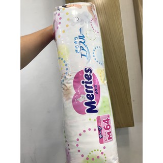 Tã Dán Merries L54/ S82/M64