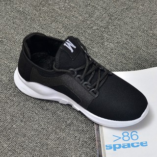 Giày sneaker nam 2 màu đen trắng