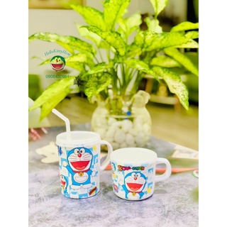 Ly có nắp Doreamon