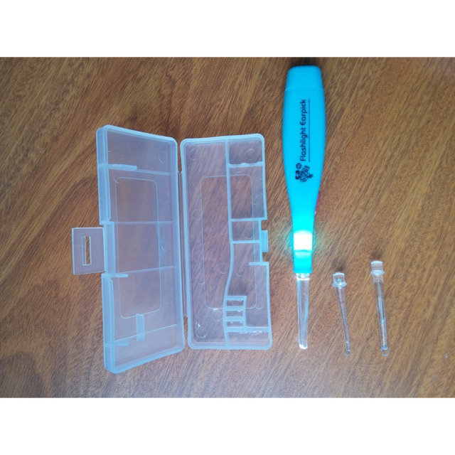 Lấy ráy tai có đèn