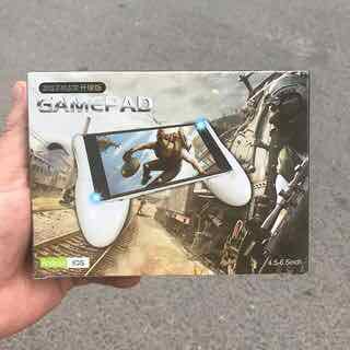 Tay cầm chơi game