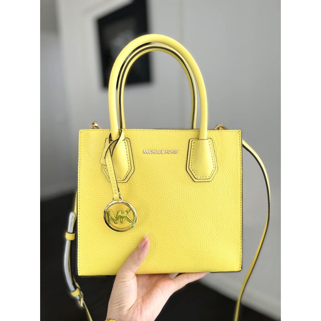 Túi xách nữ chính hãng Michael Kors Mercer Medium Leather Crossbody Bag-Size 22 x20cm