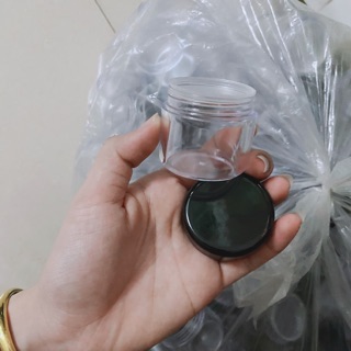 Hủ nhựa 30g trong suốt nắp đen