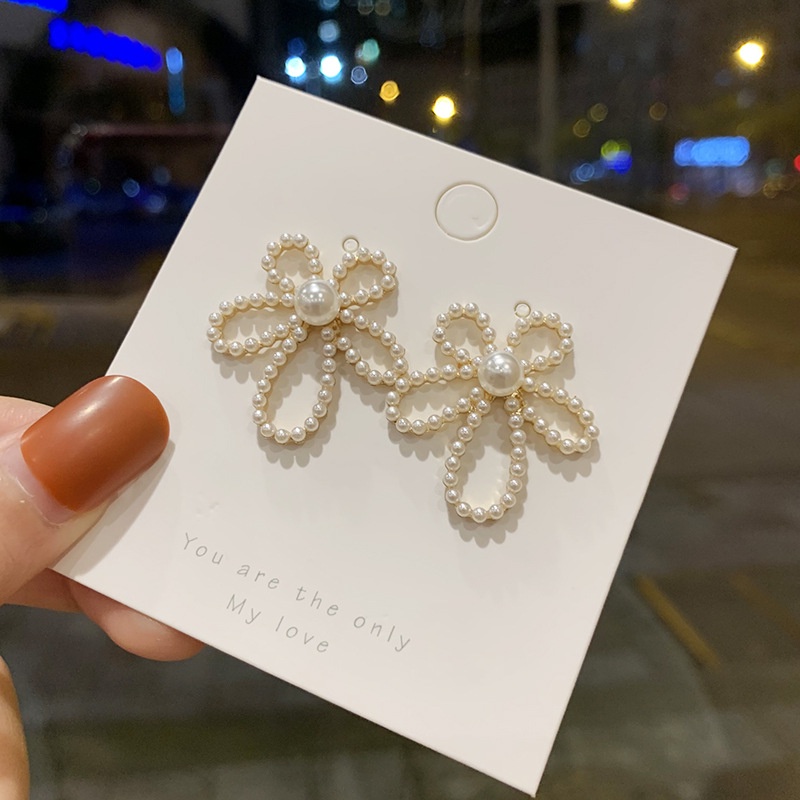 Bông Tai Đính Ngọc Trai Giả Phong Cách Hàn Quốc