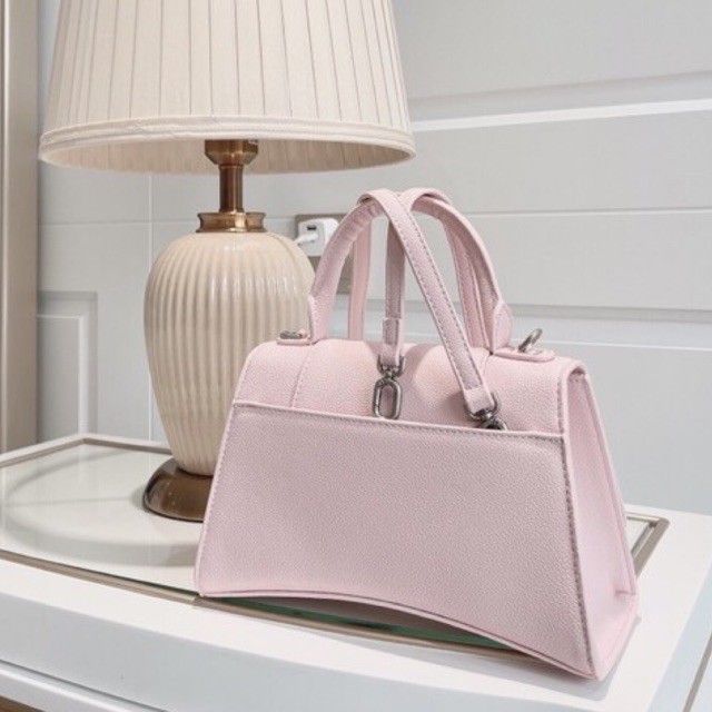 Túi xách BalenciagaHourglass Tote Bag Tag Bạc Súp Bơ