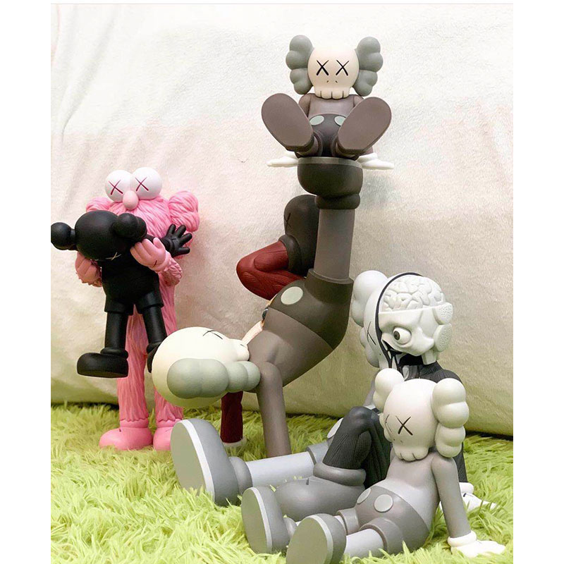 【Spot】mand kaws Violent Bear Figurine Garage Kits Doll Toy Decoration Tide Play Desktop Living Room Decoration TV Cabinet