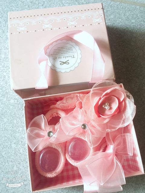 Set 3 món quà tặng cho bé gái