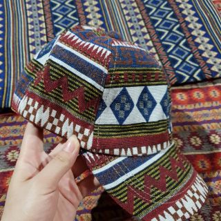 Mũ lưỡi trai họa tiết thổ cẩm . Khách chọn màu nào ib cho shop nhe
