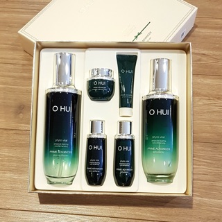 Set Ohui dưỡng căng bóng da từ sâu bên trong