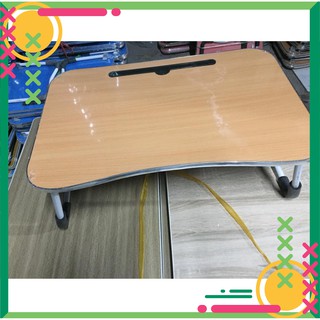 bàn học có khe cắm điện thoại ipad