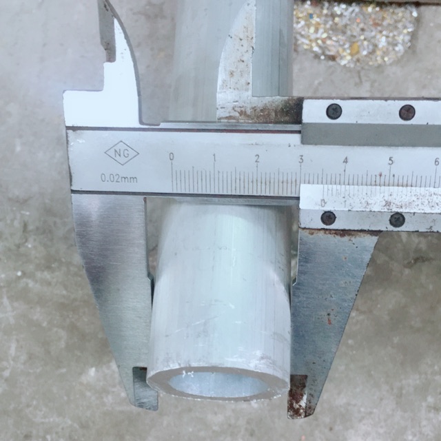 Ống nhôm A6061 D 35mm *5mm*1000mm