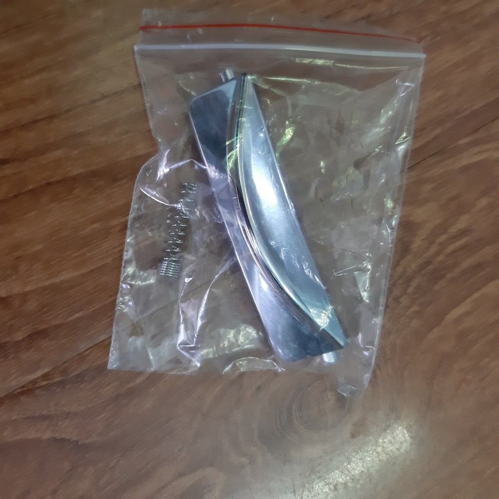 Lẫy khóa nồi cơm điện Cuckoo CRP G1015M, G1030M, G1031M Linh kiện nồi cơm Cuckoo CRP-G1067SR, G1099SR | BigBuy360 - bigbuy360.vn