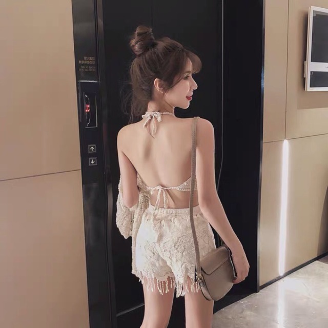 Set biển - set 3 món - bra cổ yếm + quần ren hoa tua rua cách điệu + choàng ren hạt tay loe (có tách rời)