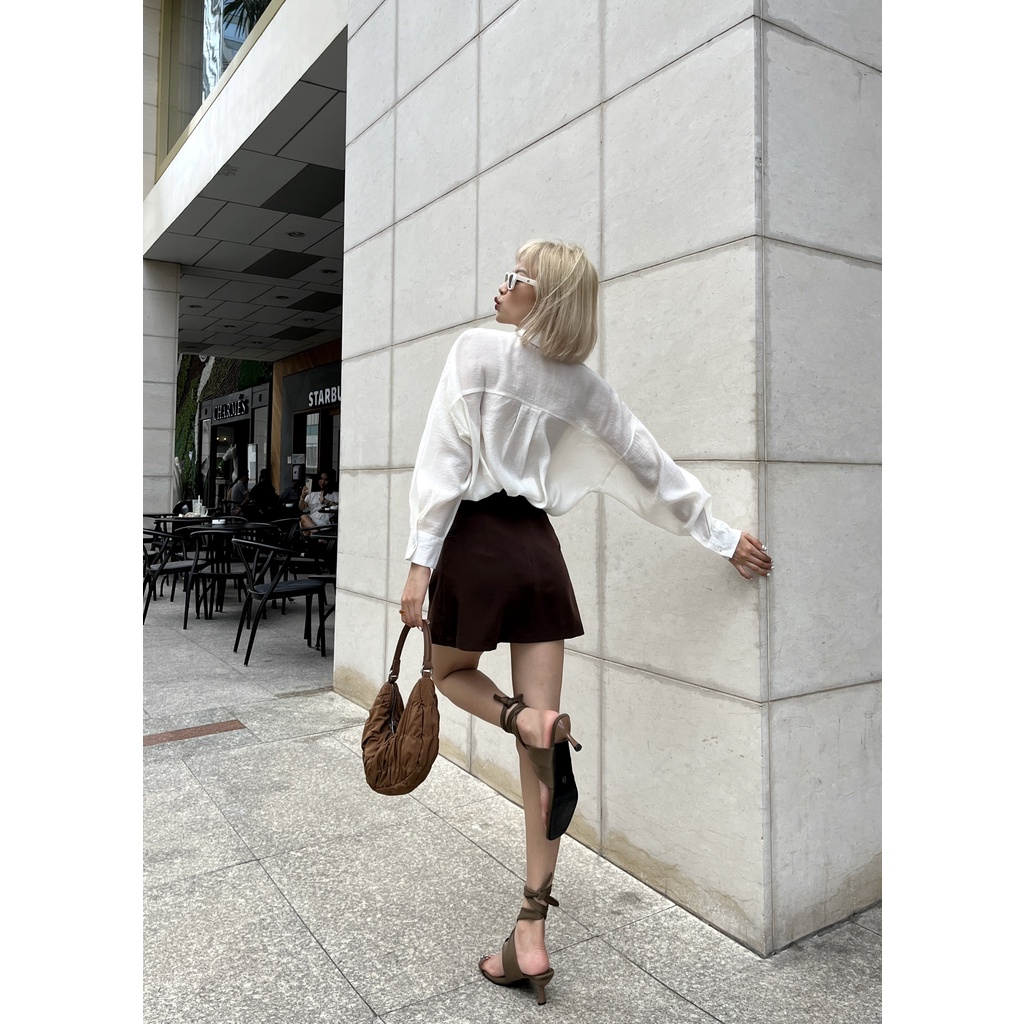 Chân váy có hai túi mổ BASIC SKIRT