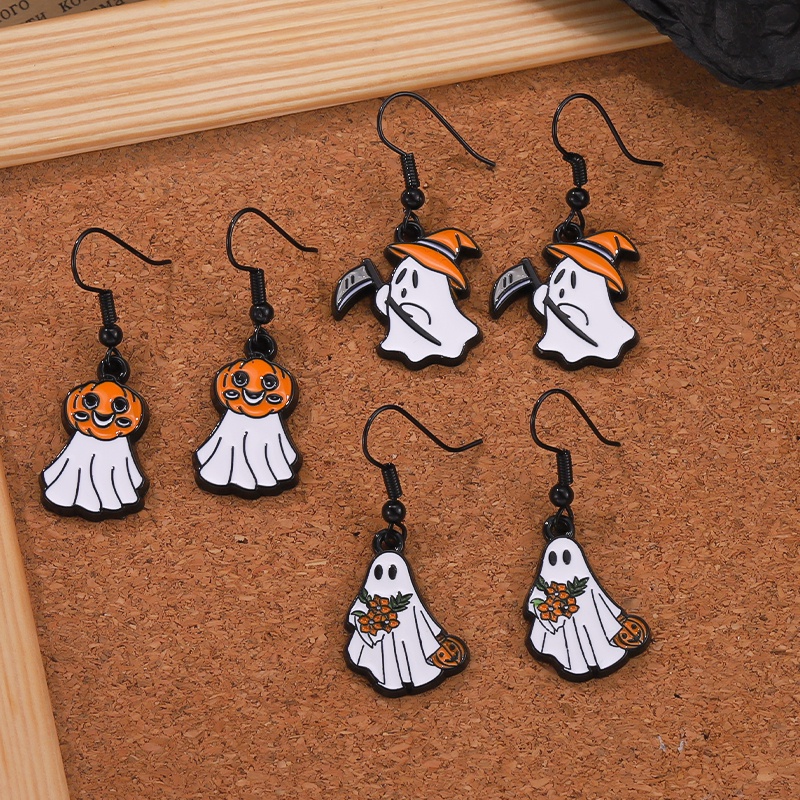 Khuyên Tai Hình Ma Có Thể Dùng Làm Phụ Kiện Cho Nữ