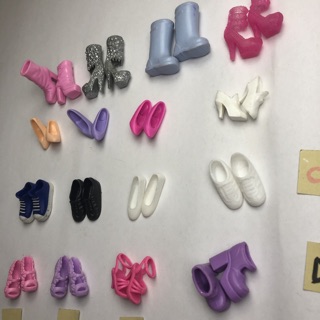 Pk giày cho búp bê barbie