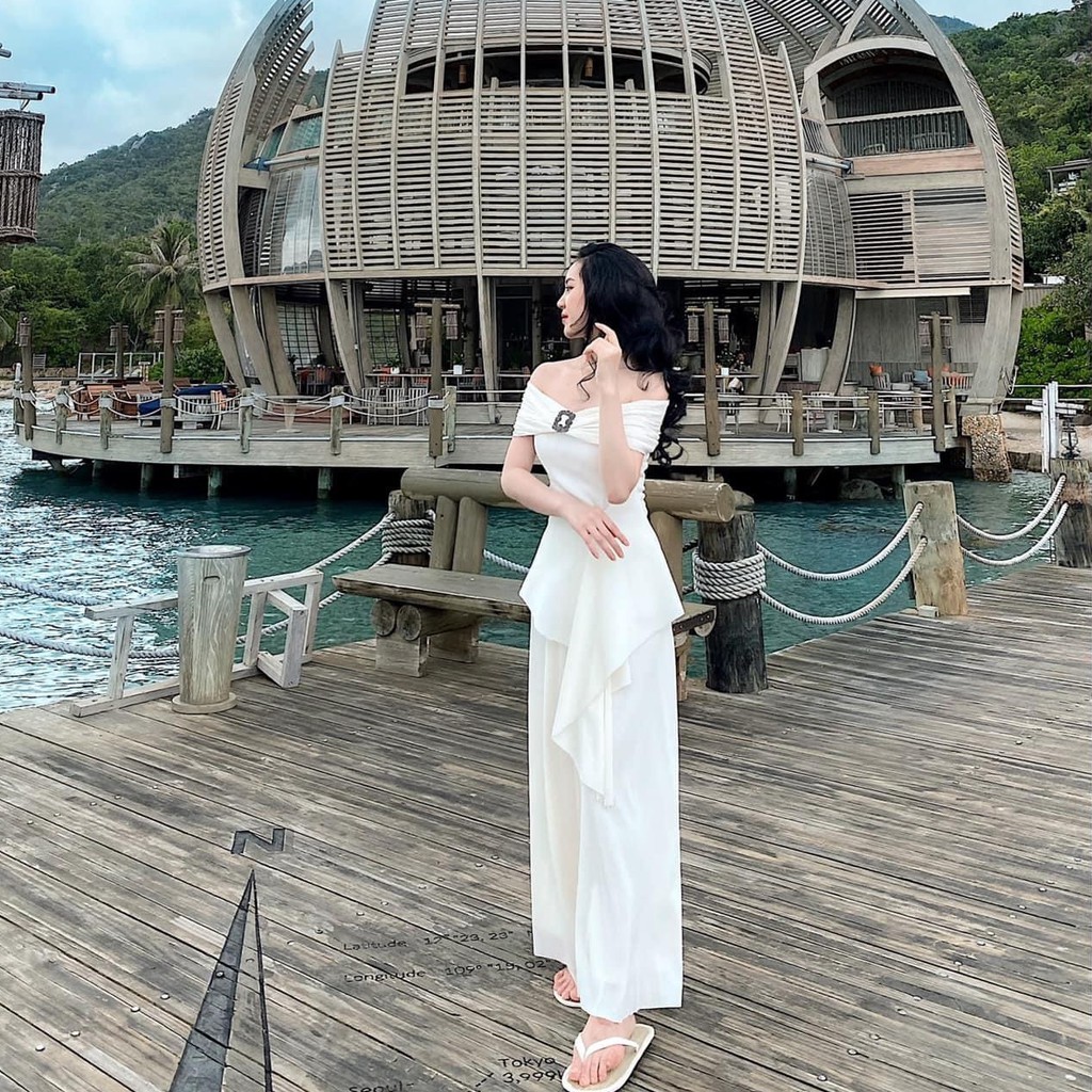 Set Bộ Trễ Vai Logo Thiết Kế Đi Biển Siêu Hot | BigBuy360 - bigbuy360.vn