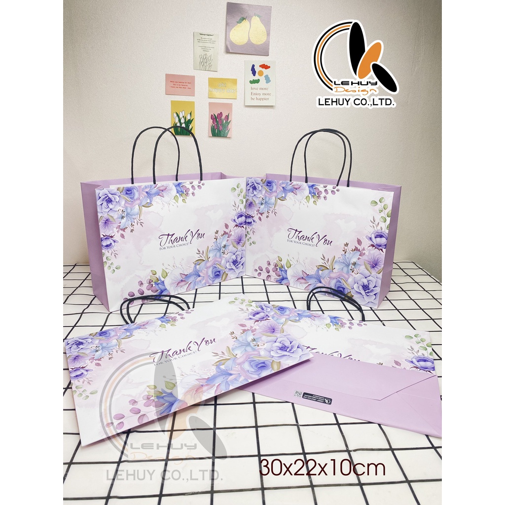 10 Túi giấy ngang lớn đựng quà in họa tiết hoa màu tím KT 30X22X9.5 CM