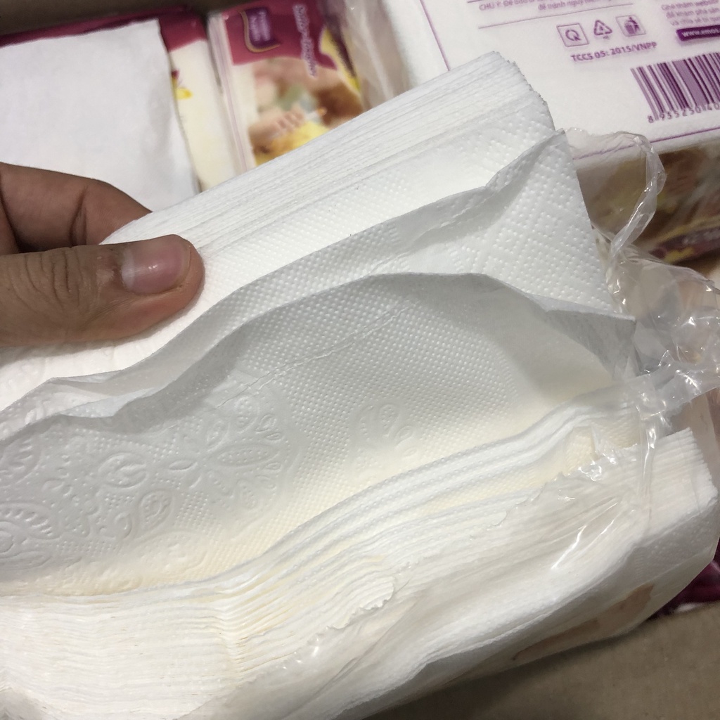 Khăn Giấy Vuông Cao Cấp E'mos - 100 tờ/bịch
